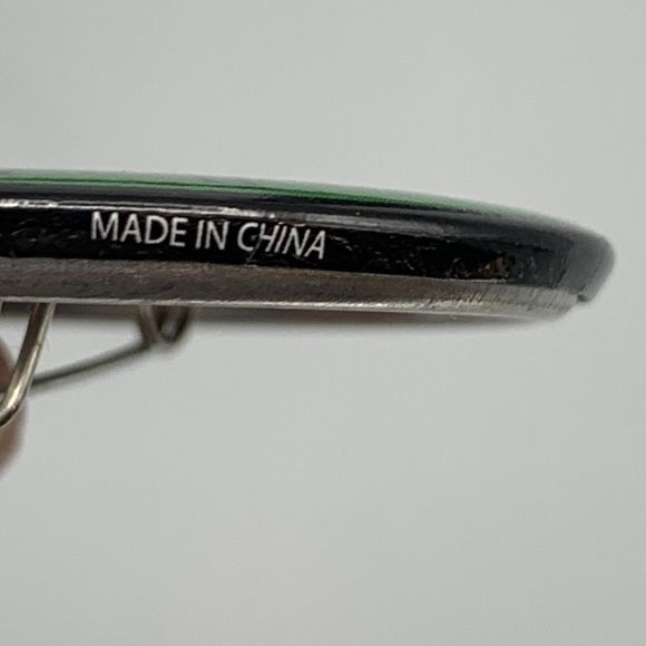 Crux The Promised Neverland Norman Pin Anime Pin Animation Button Pin Badge - Picture 5 of 7